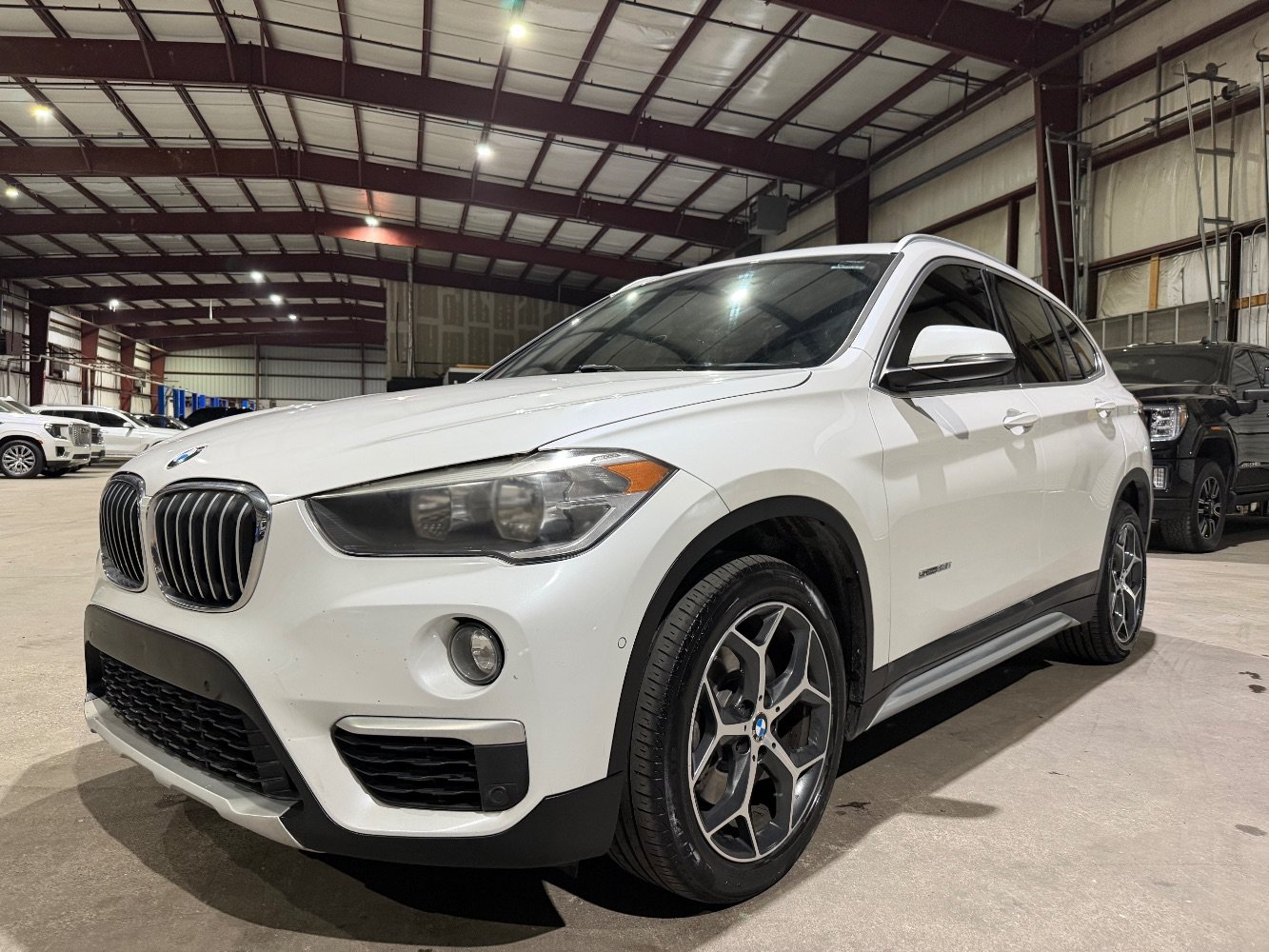 Used 2018 BMW X1 sDrive28i FWD image 9