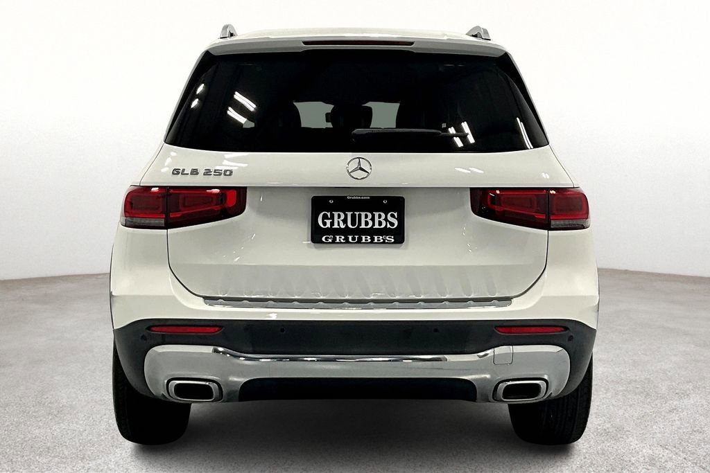 Used 2022 Mercedes-Benz GLB 250 image 6