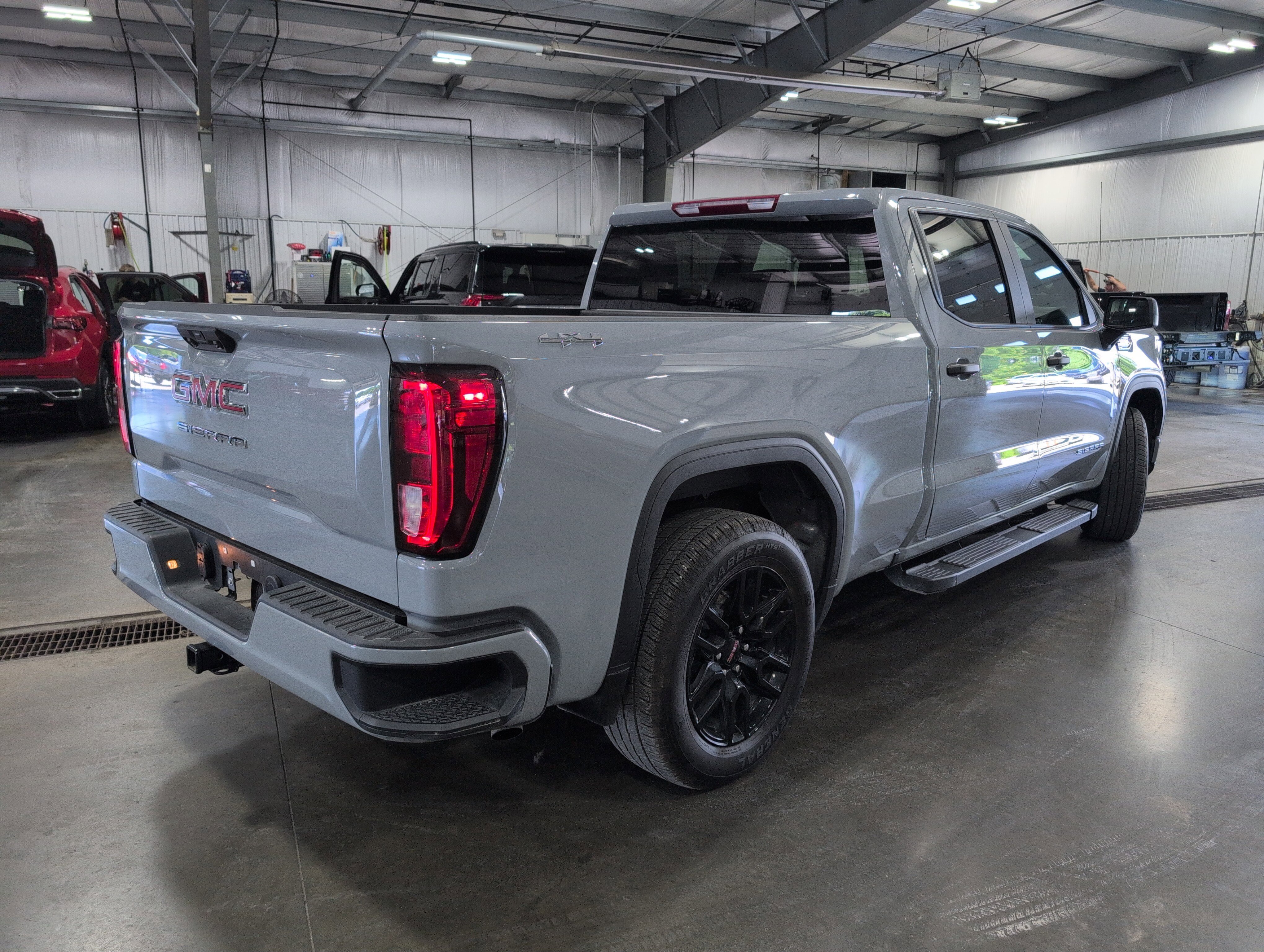 Used 2025 GMC Sierra 1500 Pro w/ Graphite Edition image 3