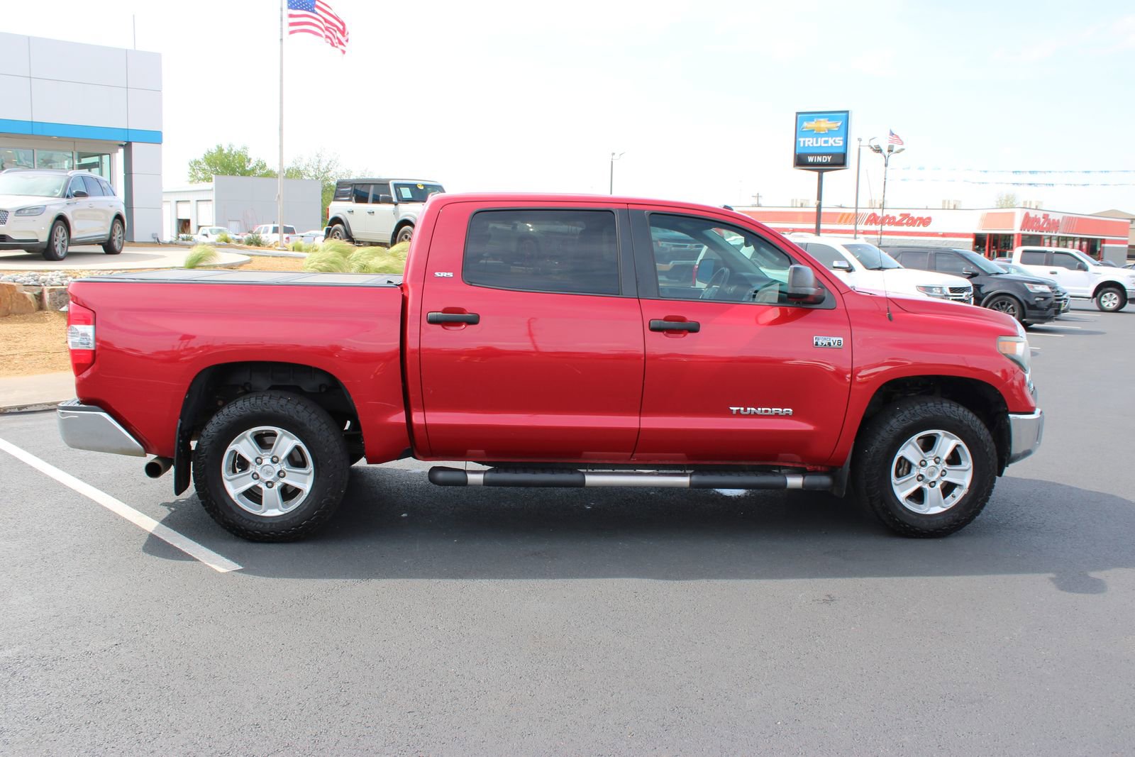 Used 2018 Toyota Tundra SR5 w/ SR5 Upgrade Package image 10