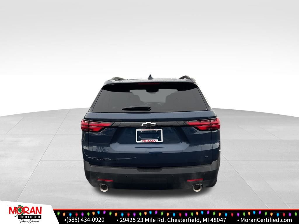 Used 2023 Chevrolet Traverse LT w/ Midnight/Sport Edition image 4