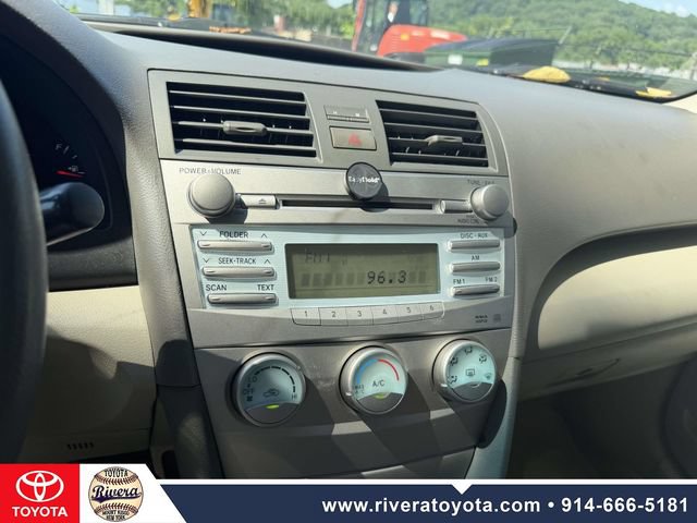 Used 2009 Toyota Camry LE FWD image 18
