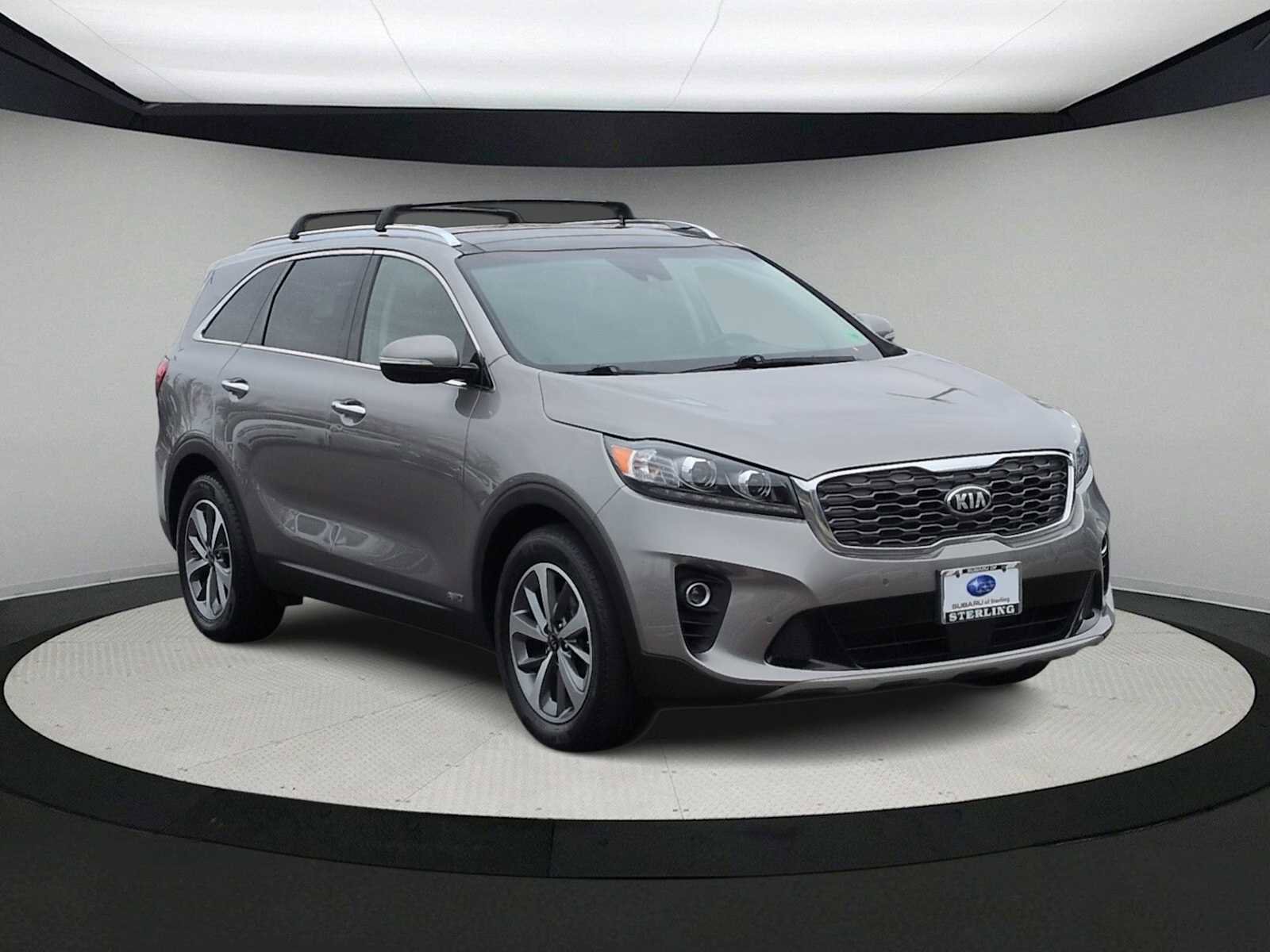 Used 2019 Kia Sorento EX w/ EX Touring Package image 2