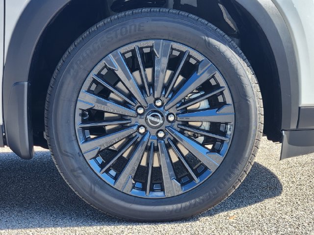 New 2026 Nissan Pathfinder SL w/ SL Premium Package FWD image 10