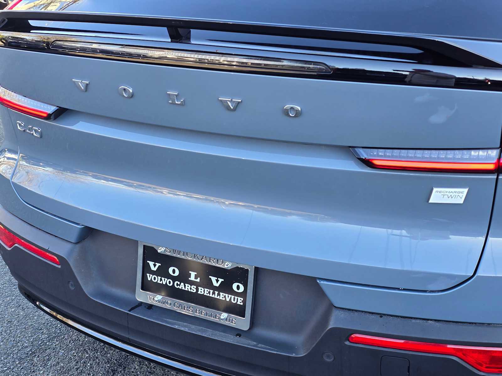 Certified 2023 Volvo C40 P8 Recharge Ultimate image 13