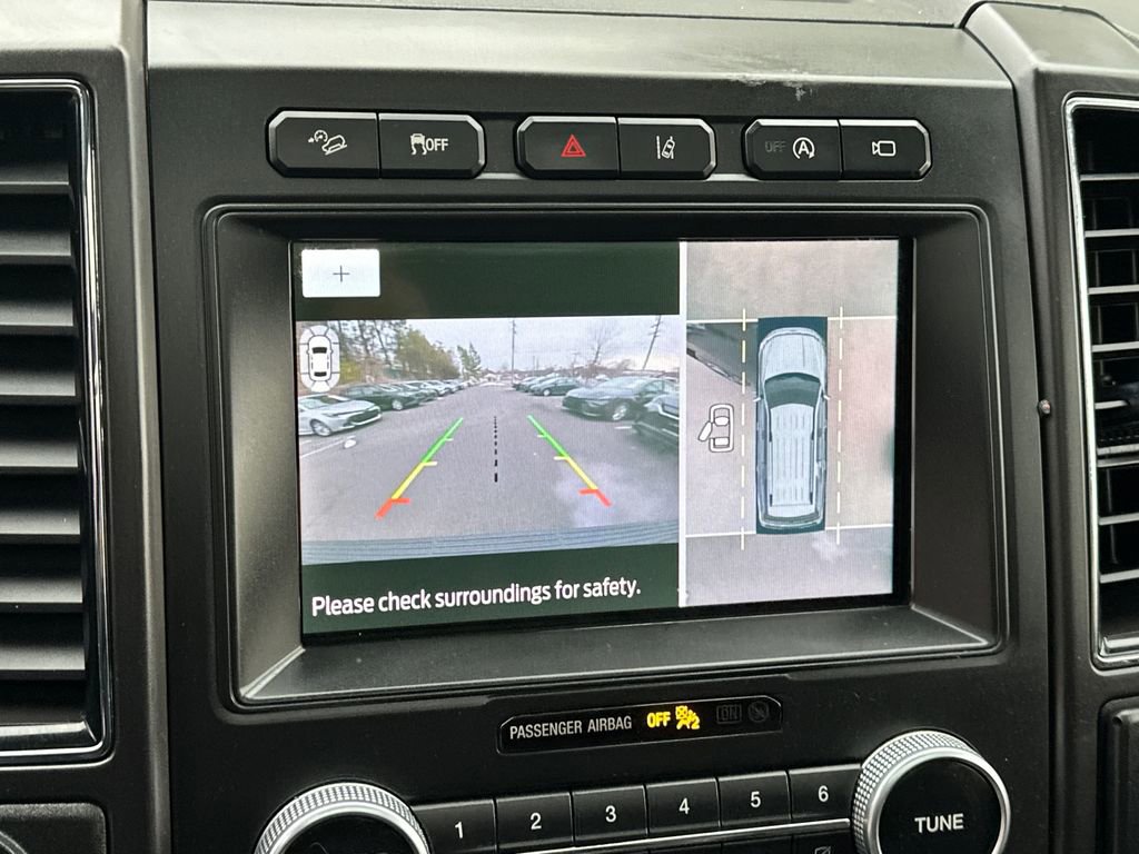 Used 2021 Ford Expedition Max Limited image 30