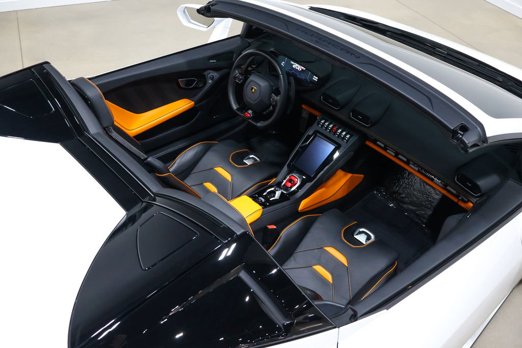 Used 2024 Lamborghini Huracan EVO image 84