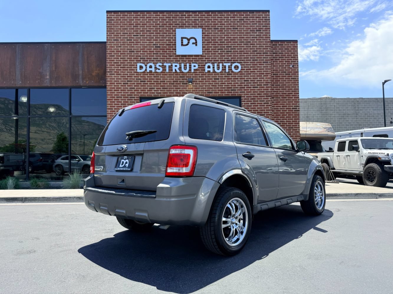 Used 2010 Ford Escape XLT FWD image 7