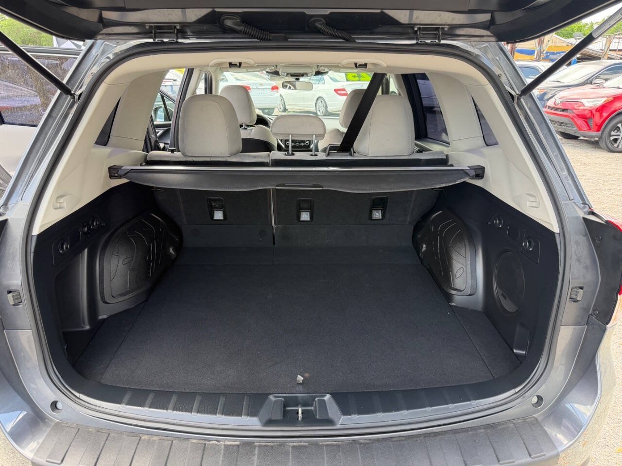 Used 2023 Subaru Forester AWD/4WD image 17