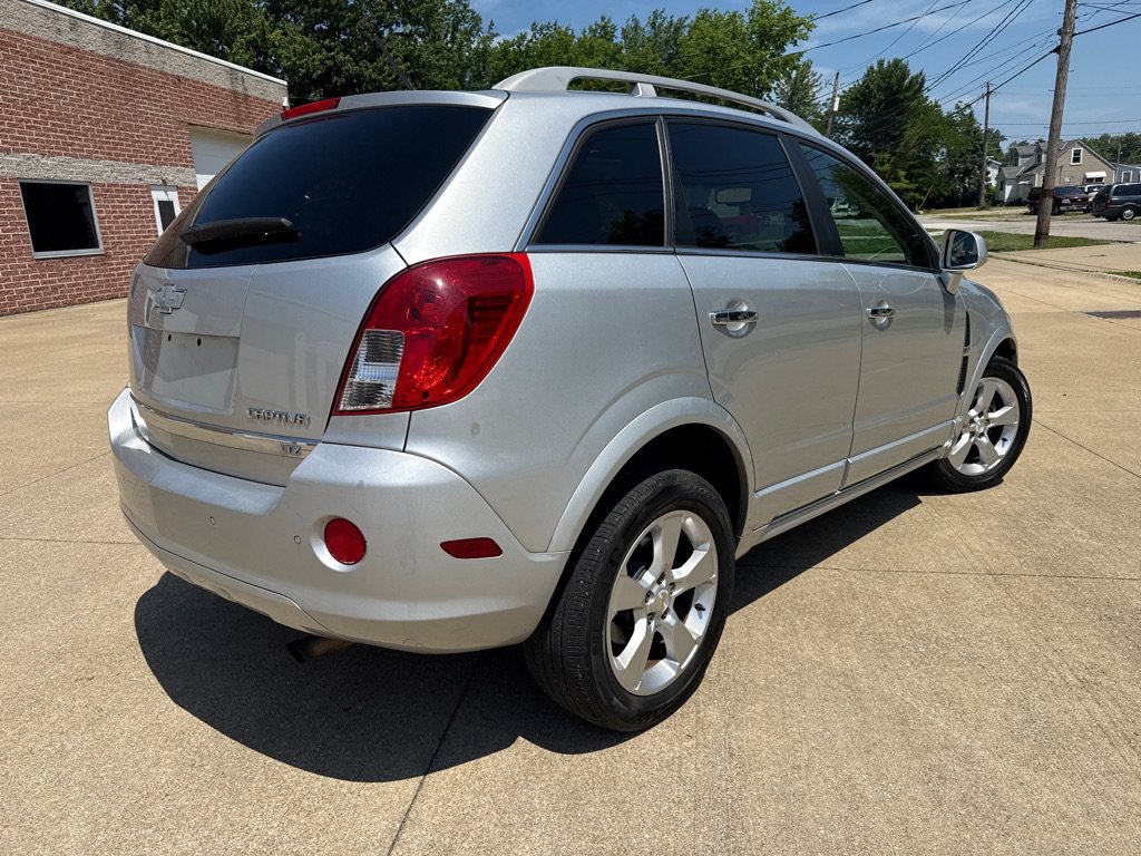 Used 2014 Chevrolet Captiva Sport LTZ FWD image 6