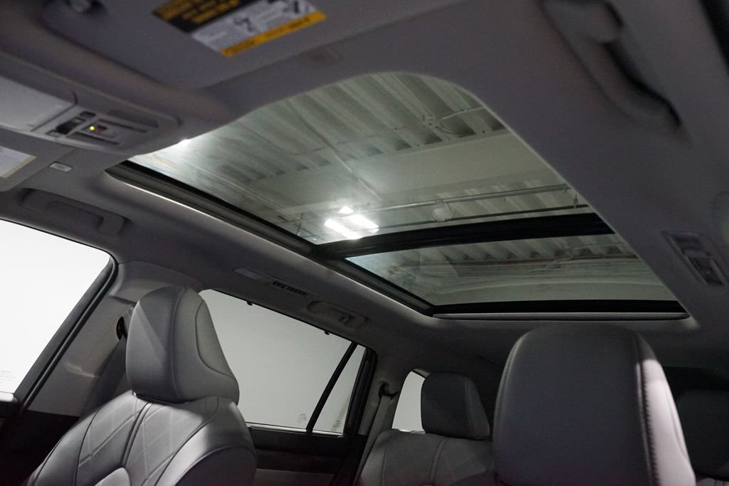 Certified 2026 Toyota Highlander Platinum AWD/4WD image 37