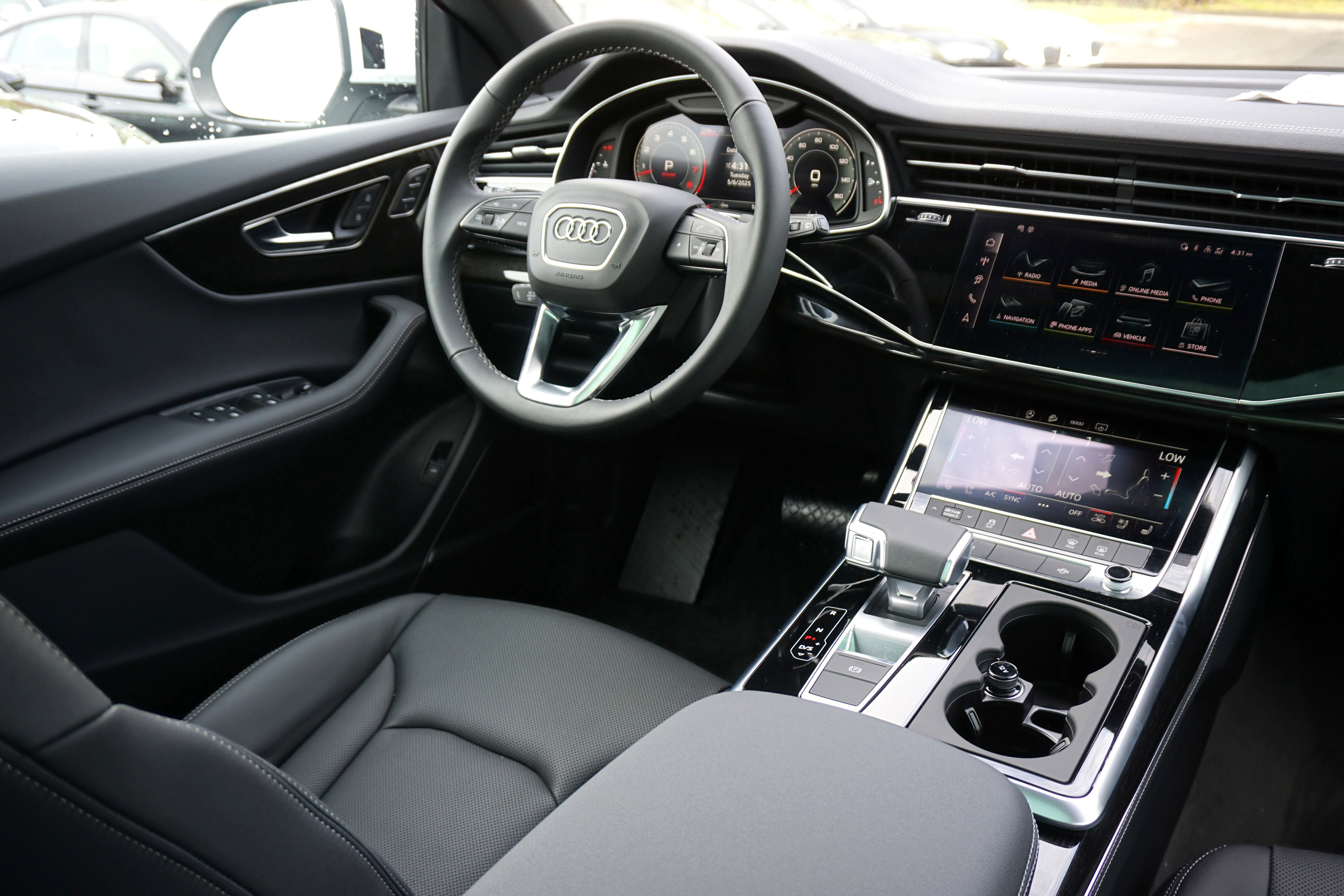 New 2025 Audi Q8 Premium Plus image 4