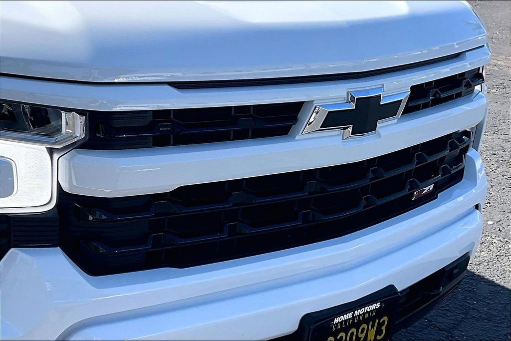 Used 2023 Chevrolet Silverado 1500 RST w/ Z71 Off-Road Package AWD/4WD image 26