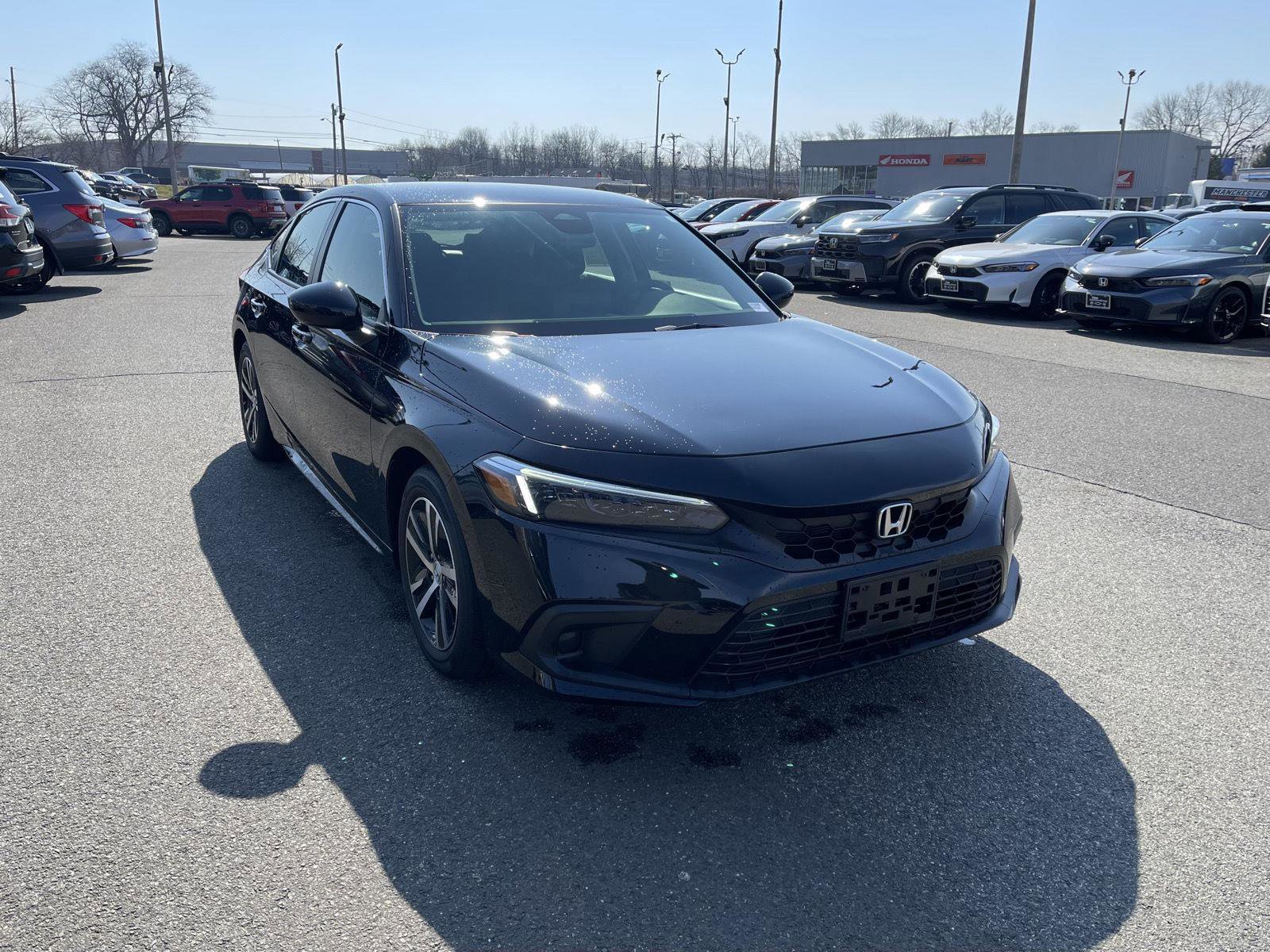 Used 2023 Honda Civic LX image 1