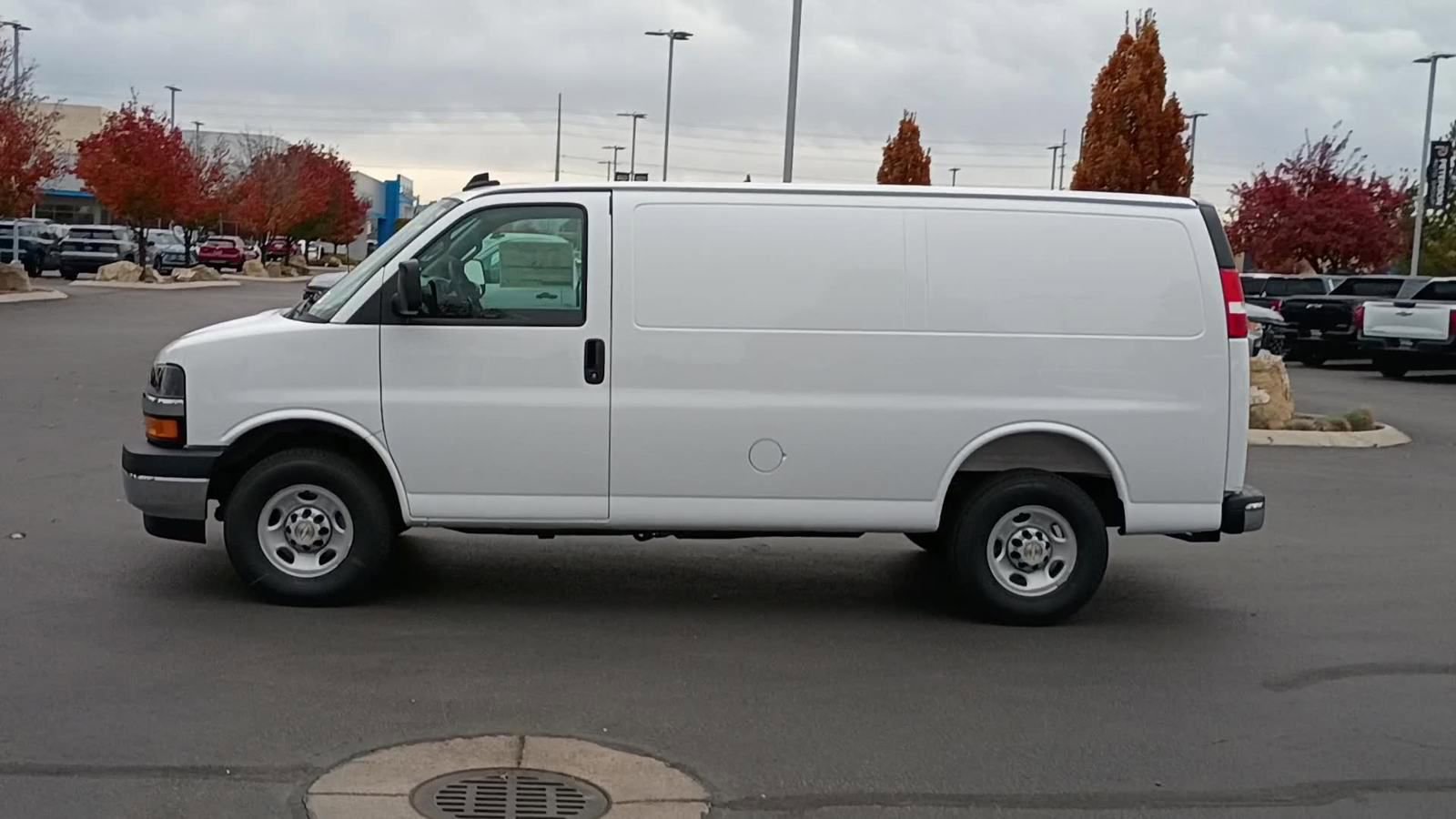 New 2025 Chevrolet Express 2500 w/ Driver Convenience Package image 5