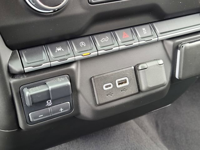 Used 2024 Chevrolet Silverado 1500 Custom image 27