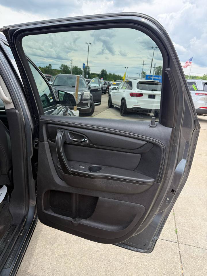 Used 2013 GMC Acadia SLE AWD/4WD image 16