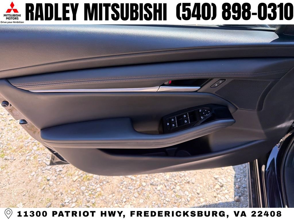 Used 2024 MAZDA MAZDA3 s image 4