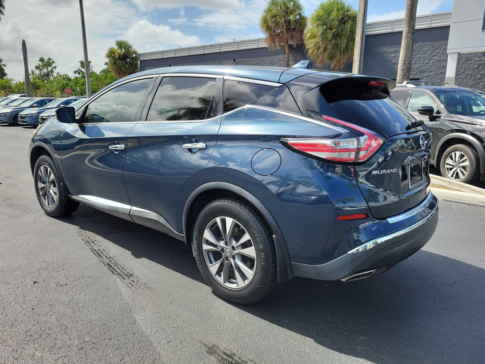 Used 2017 Nissan Murano S w/ Navigation Package FWD image 6