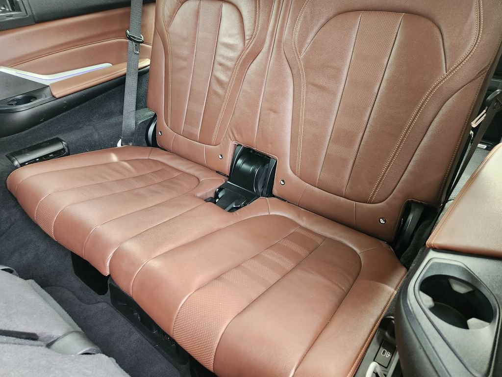 Used 2020 BMW X7 xDrive40i w/ Premium Package AWD/4WD image 19