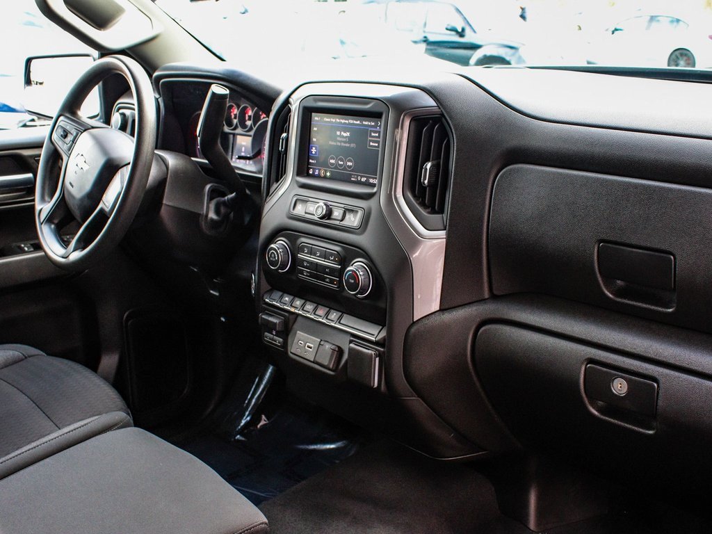 Used 2024 Chevrolet Silverado 1500 Custom image 38