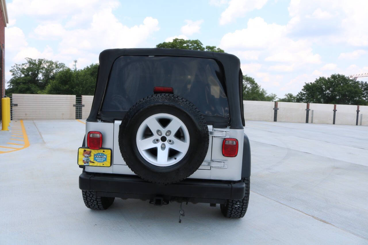 Used 2003 Jeep Wrangler Rubicon AWD/4WD image 32