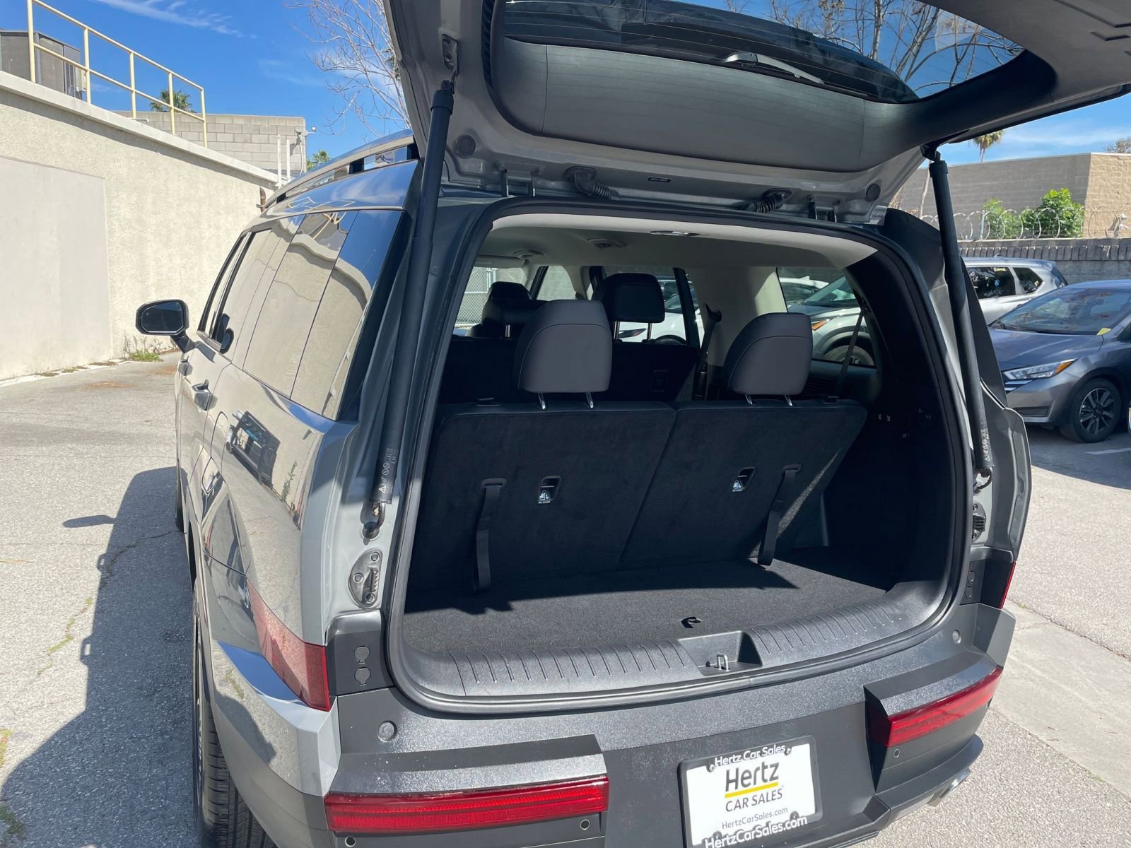 Used 2025 Hyundai Santa Fe SEL image 33