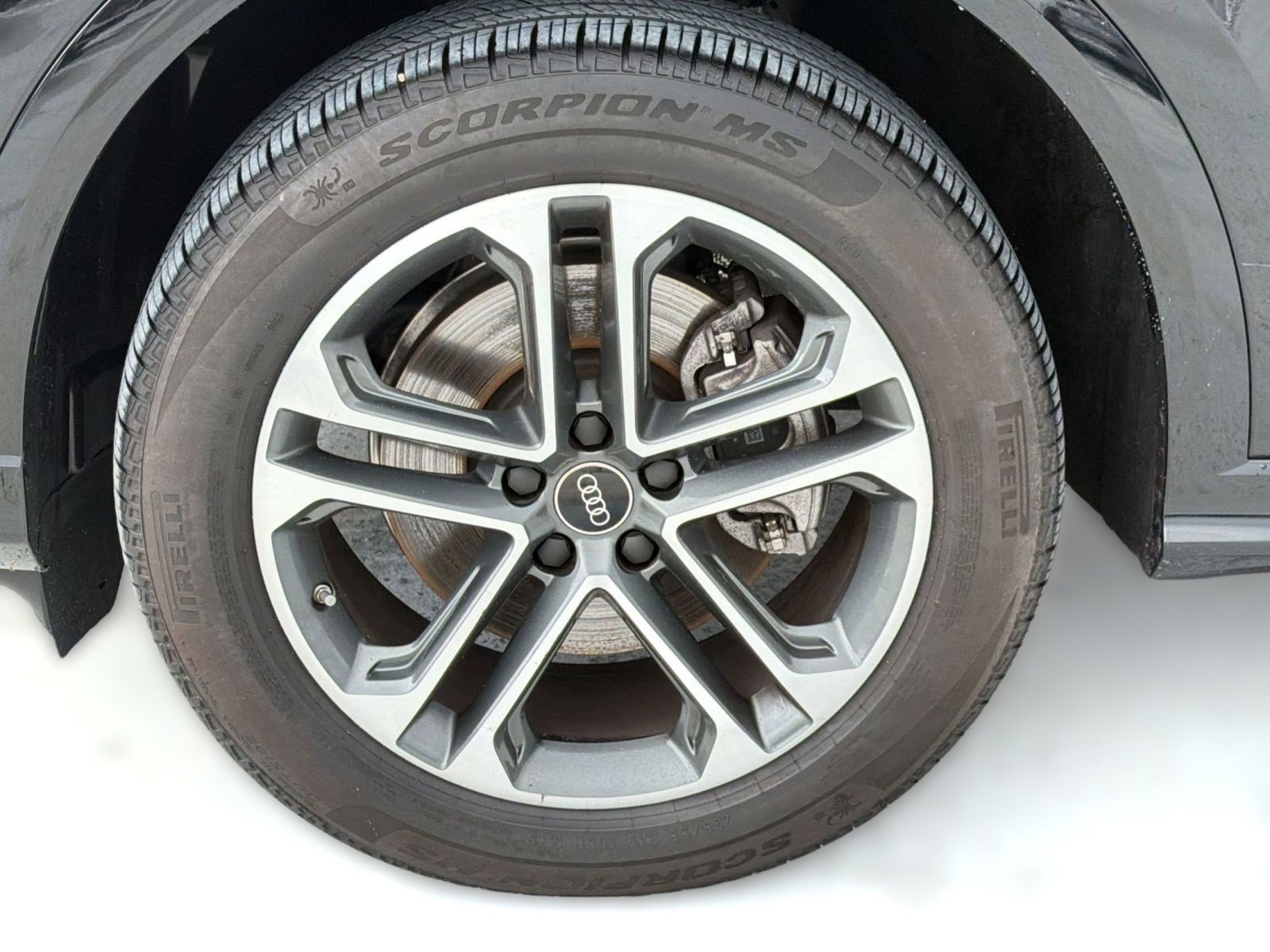 Used 2025 Audi Q5 Premium w/ Convenience Package AWD/4WD image 12