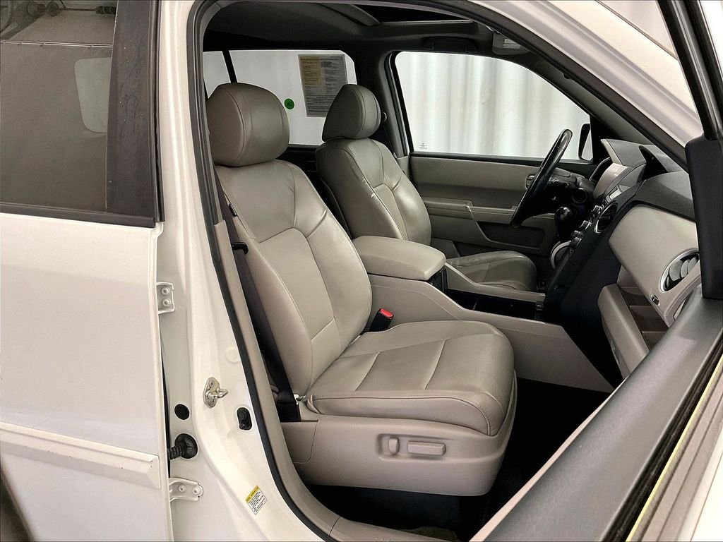 Used 2014 Honda Pilot EX-L image 11
