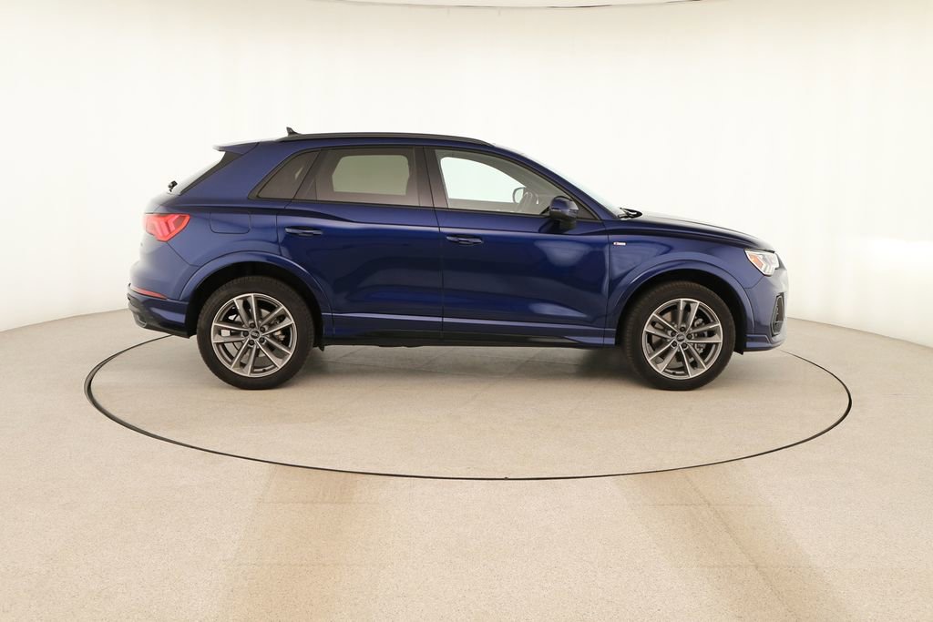 Used 2025 Audi Q3 2.0T Premium w/ Convenience Package image 8