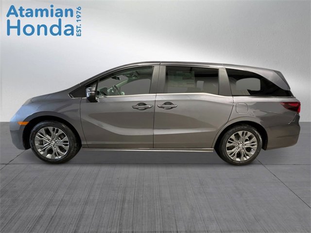New 2026 Honda Odyssey Touring image 2
