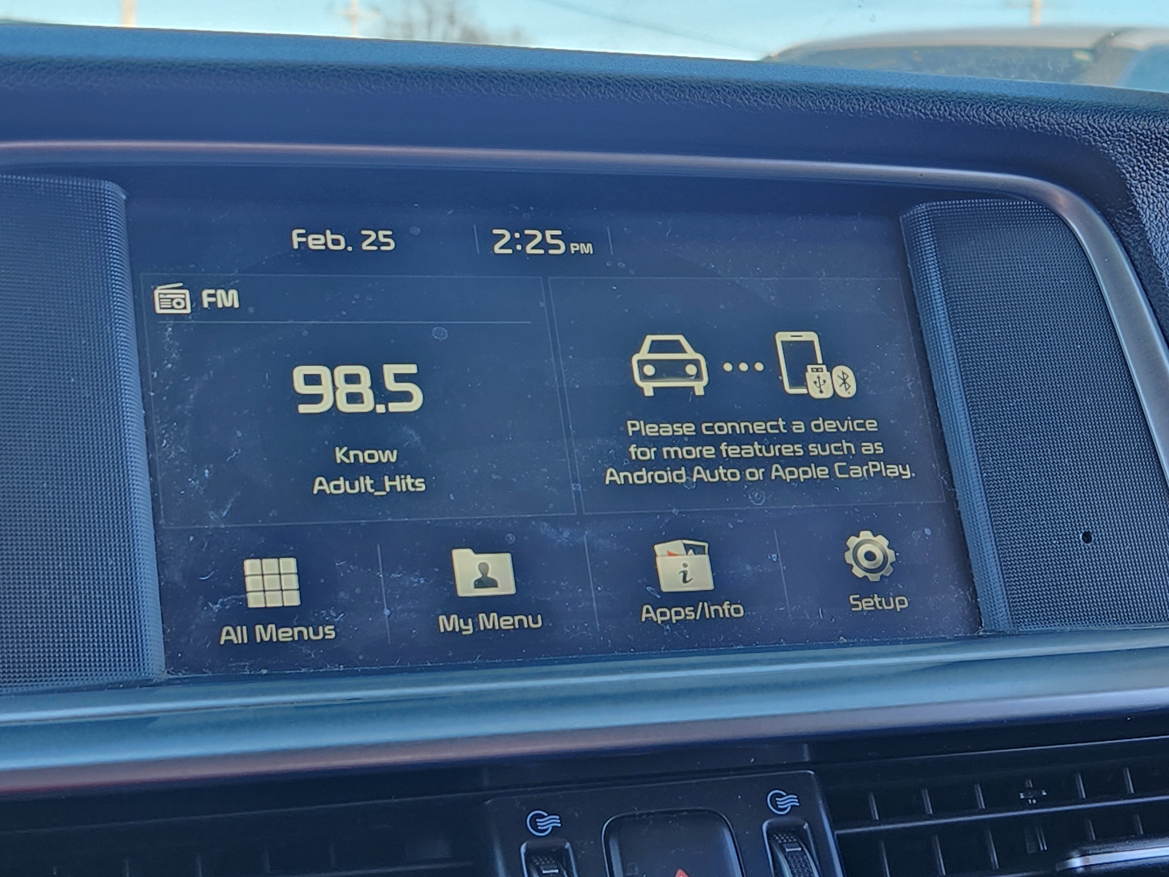 Used 2020 Kia Optima SE image 28