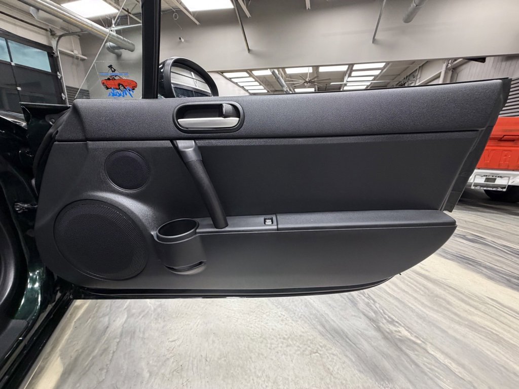 Used 2008 MAZDA MX-5 Miata Touring w/ Suspension Pkg image 33