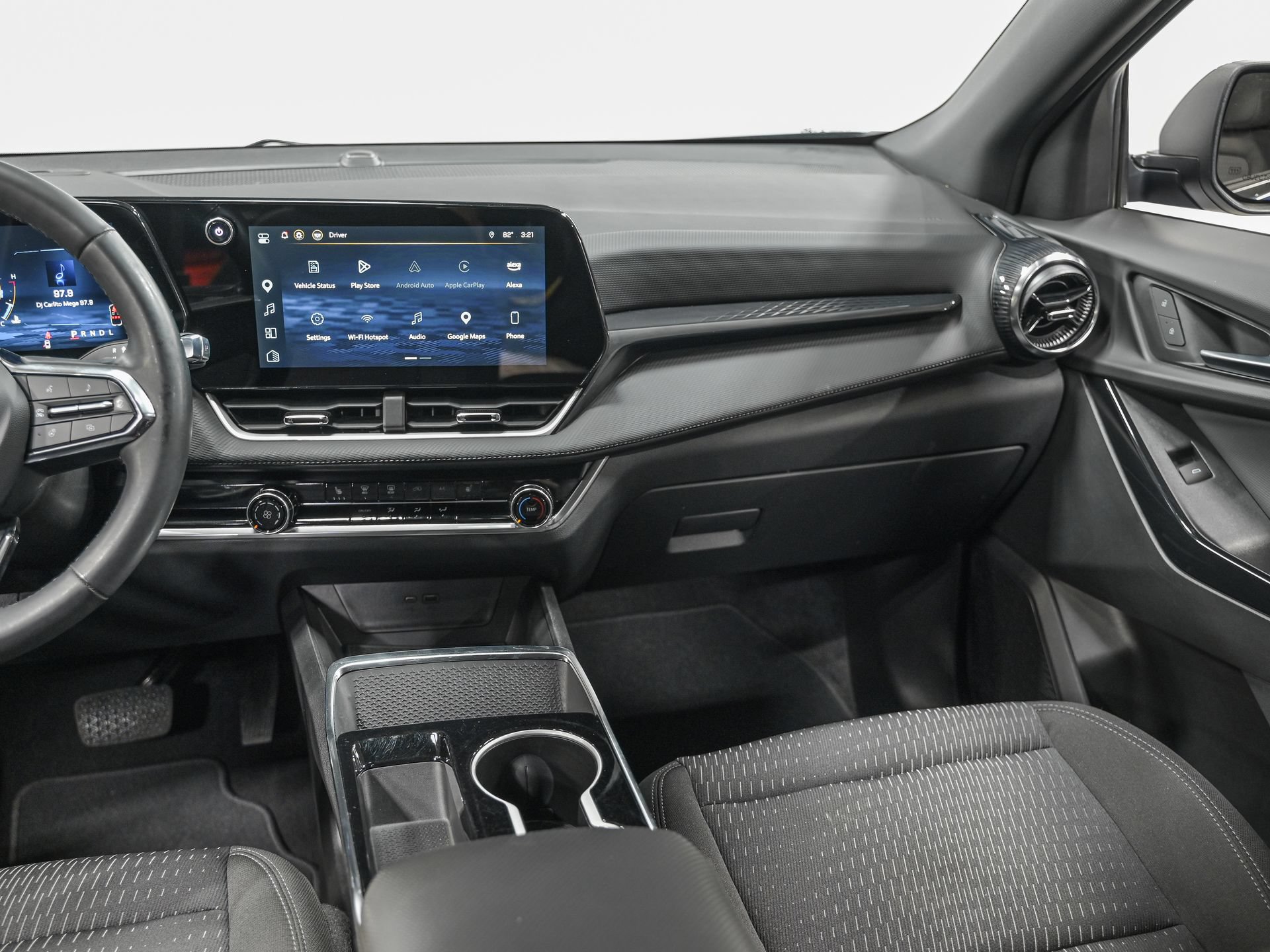 Used 2025 Chevrolet Equinox LT AWD/4WD image 28