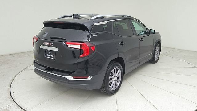 Used 2024 GMC Terrain SLT image 5