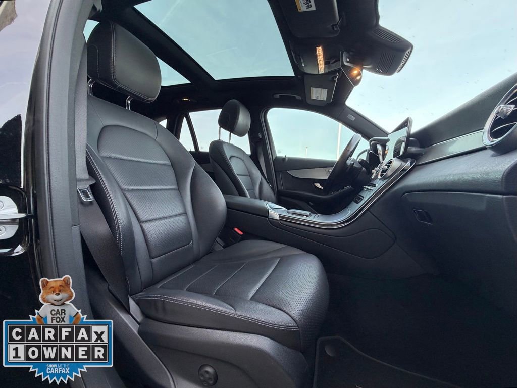 Used 2021 Mercedes-Benz GLC 300 4MATIC image 23