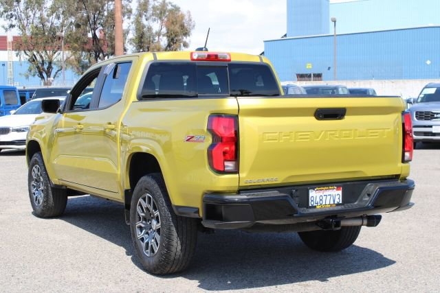 Used 2023 Chevrolet Colorado Z71 w/ Z71 Convenience Package 2 AWD/4WD image 3