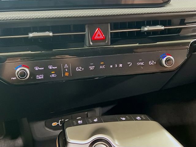 New 2025 Kia EV6 Wind image 16