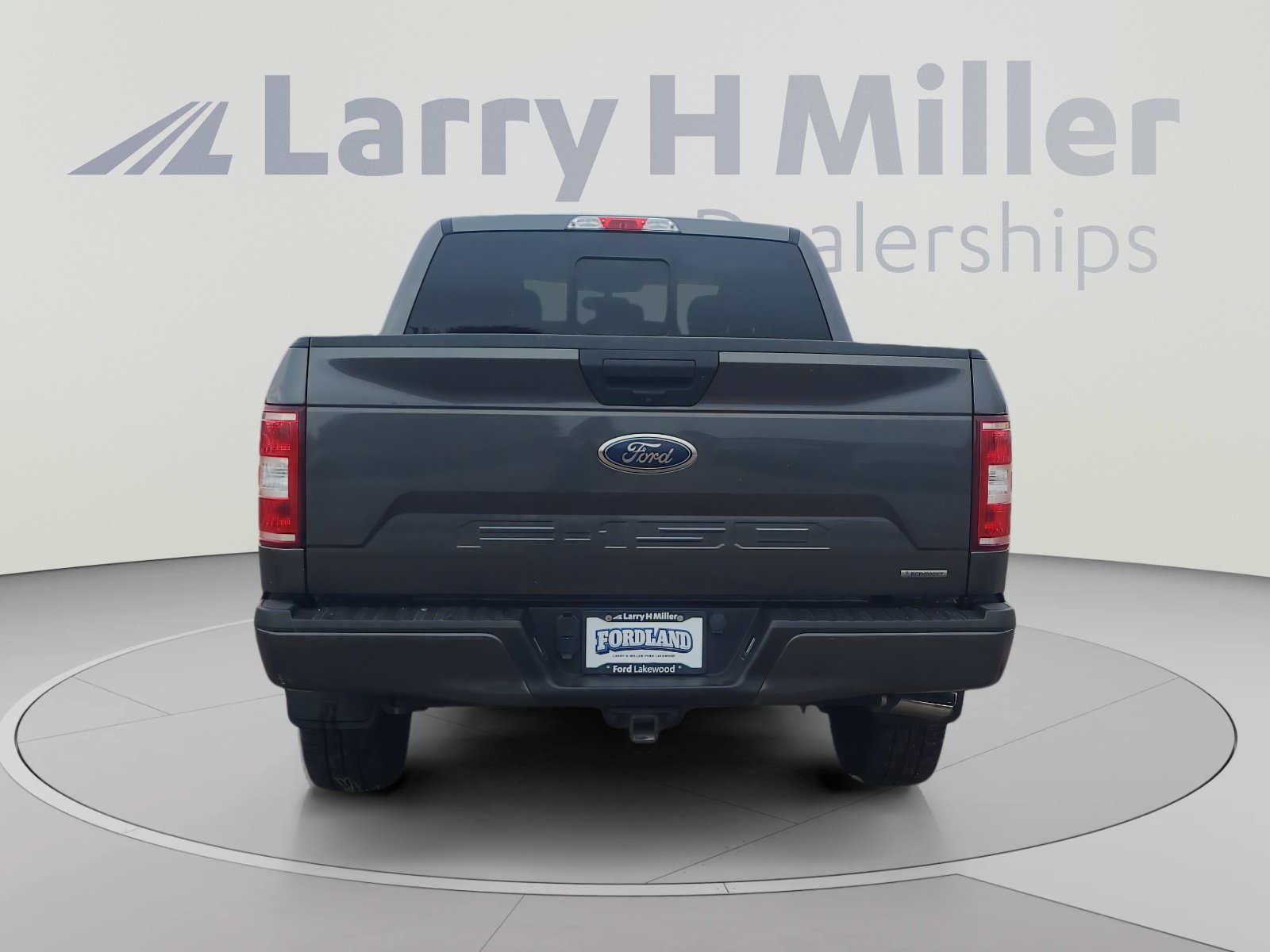 Used 2019 Ford F150 XLT w/ Equipment Group 302A Luxury AWD/4WD image 4