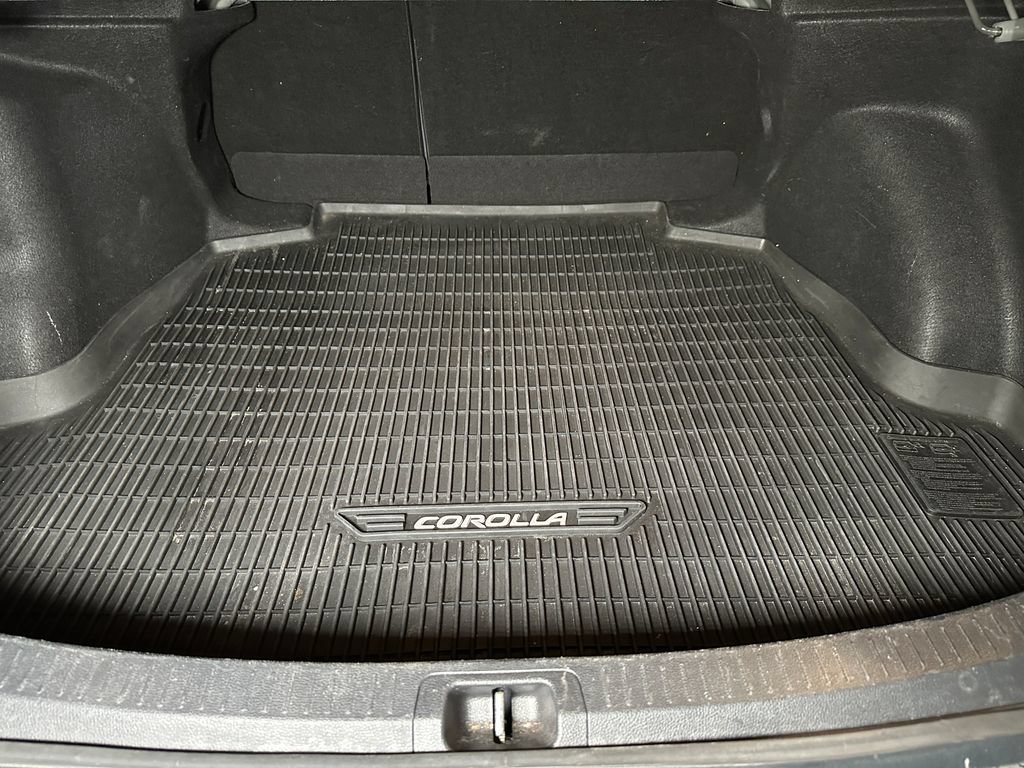 Used 2020 Toyota Corolla SE FWD image 21
