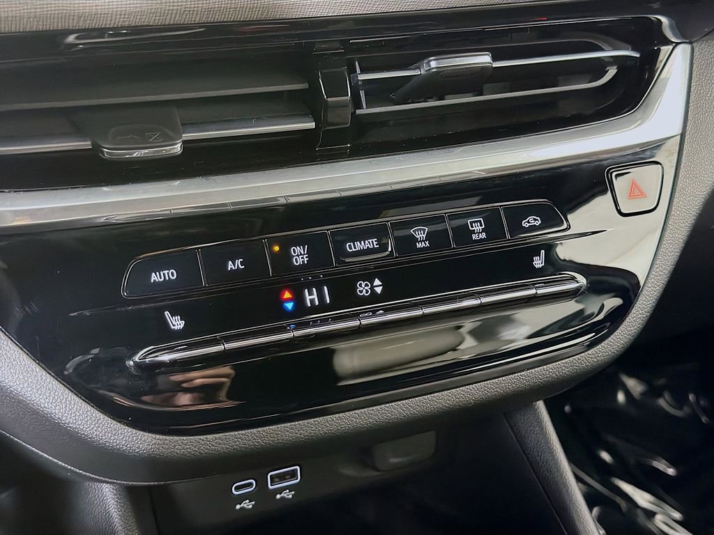 Used 2024 Buick Envista Avenir image 19