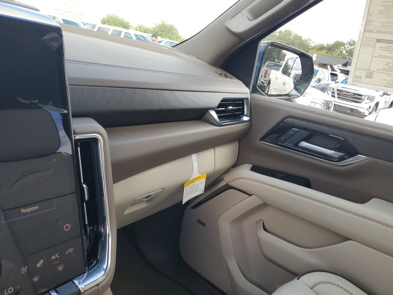 New 2026 GMC Yukon XL Denali w/ Denali Reserve Package RWD image 25