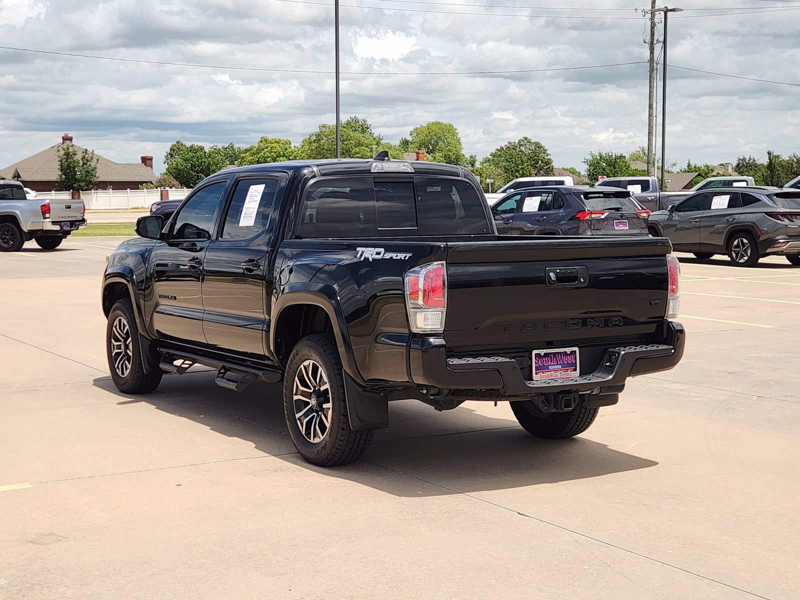 Used 2023 Toyota Tacoma TRD Sport w/ Technology Package RWD image 4