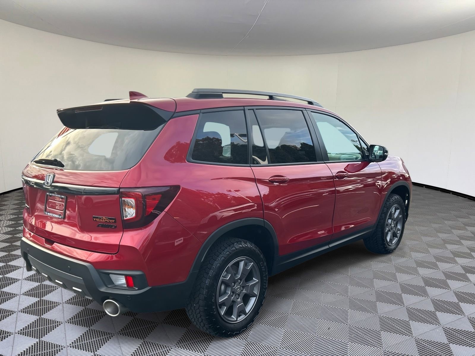 Certified 2024 Honda Passport TrailSport image 4