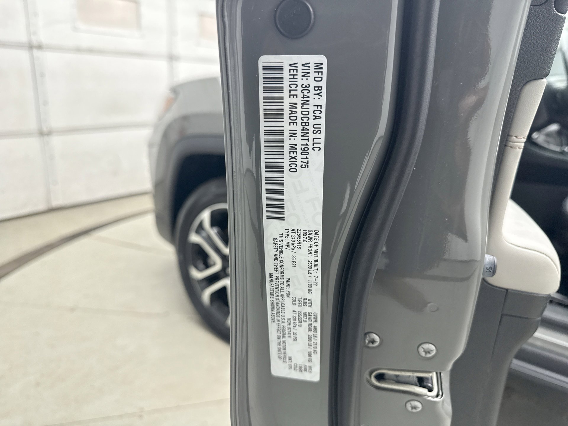 Used 2022 Jeep Compass Limited w/ Sun and Sound Group AWD/4WD image 25