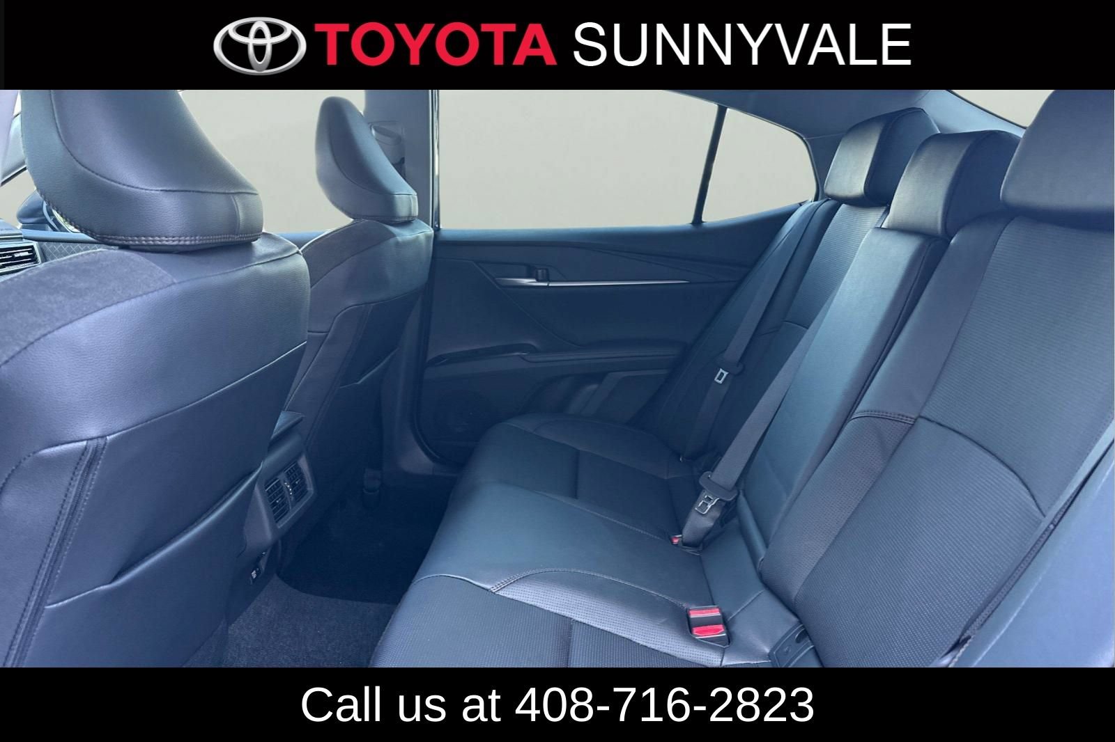 Used 2026 Toyota Camry XLE FWD image 5