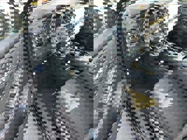 Used 2026 Nissan Rogue SV image 9