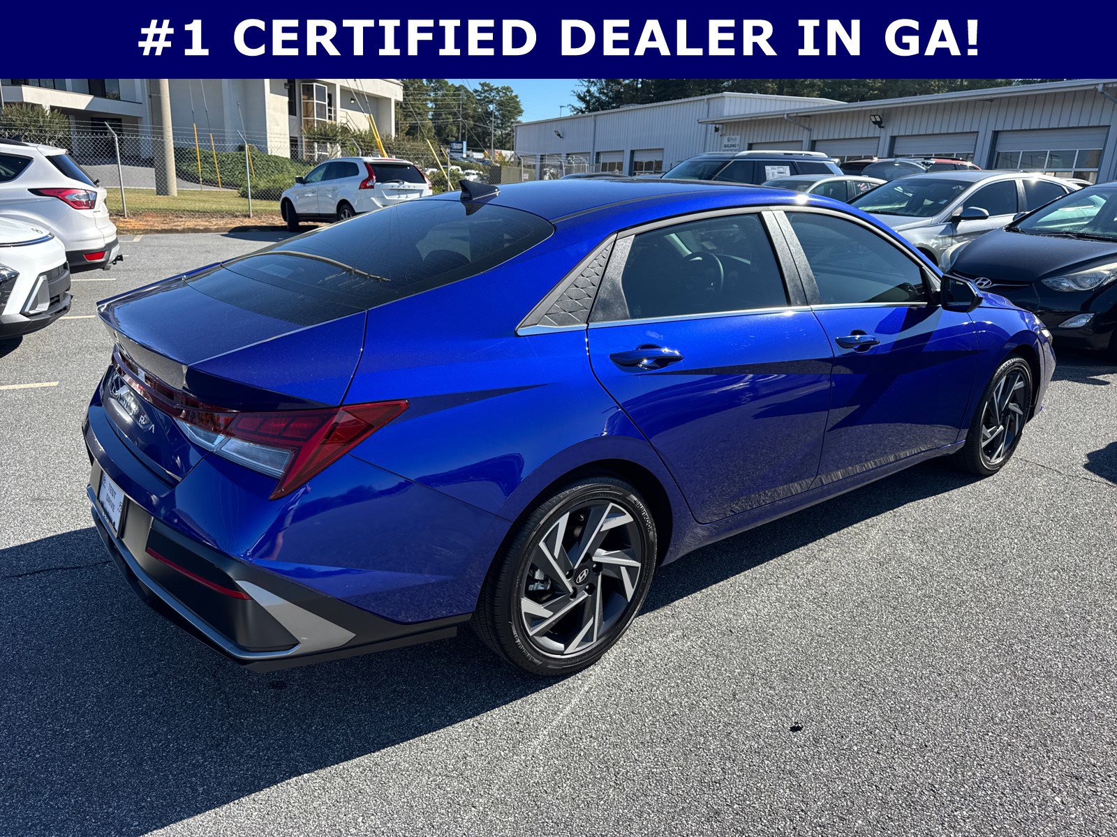 Certified 2025 Hyundai Elantra SEL image 7