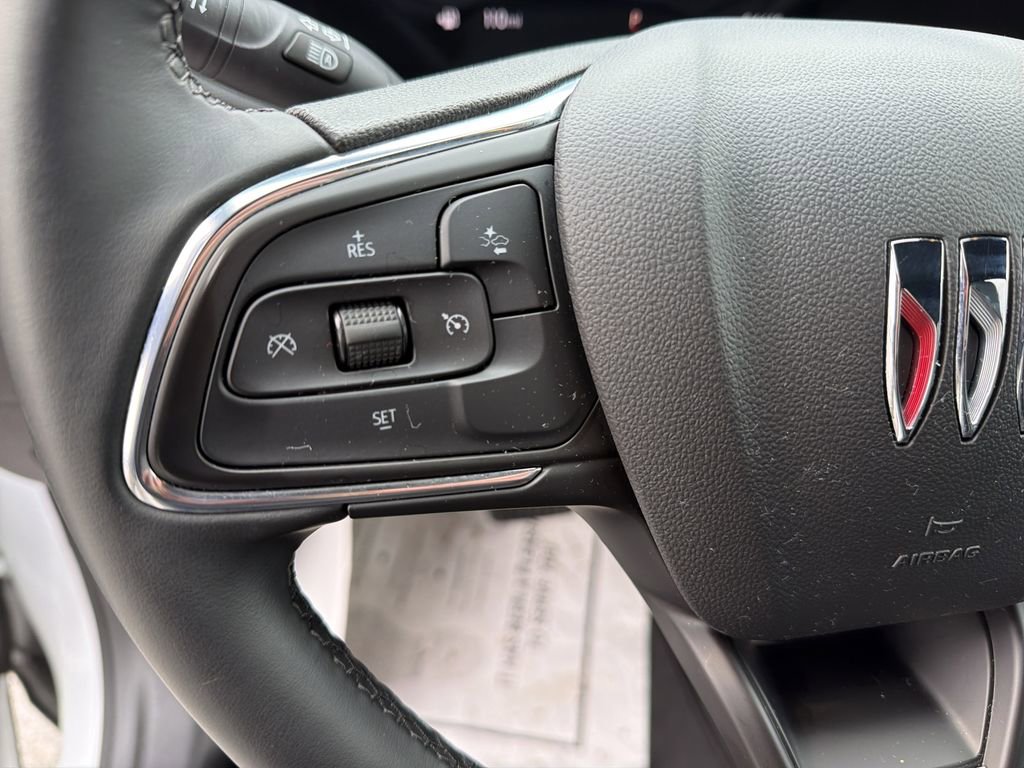 Used 2025 Buick Envista Sport Touring FWD image 19