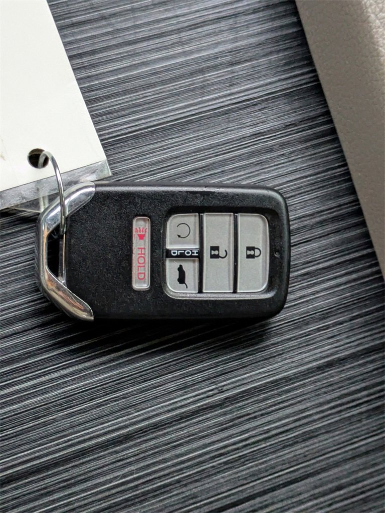 Used 2019 Honda Pilot Elite image 32